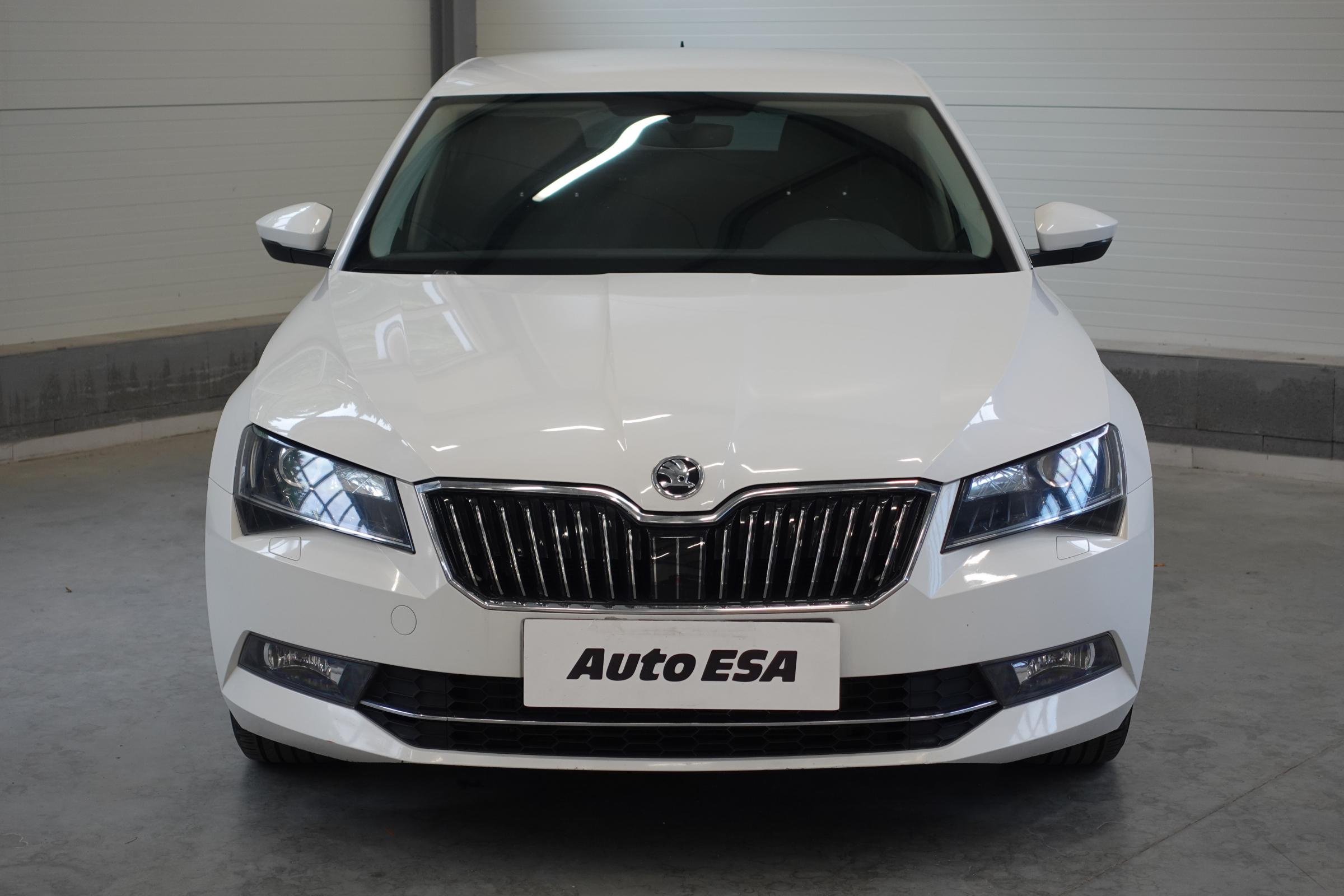 Škoda Superb III, 2018 - pohled č. 2
