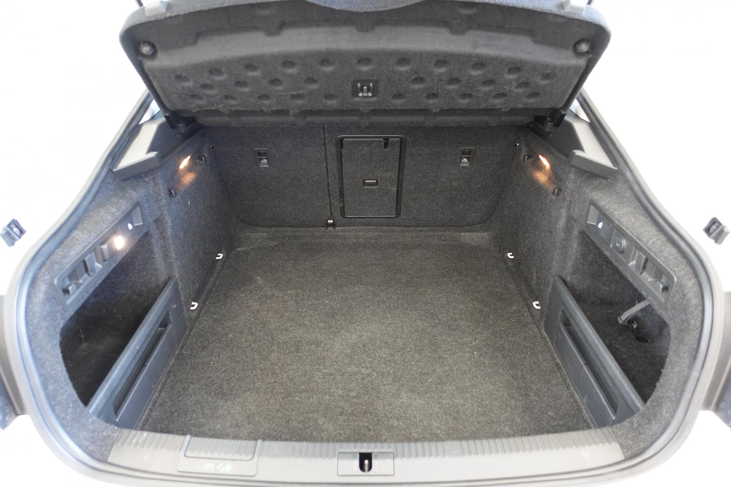 Škoda Superb III, 2018 - pohled č. 7