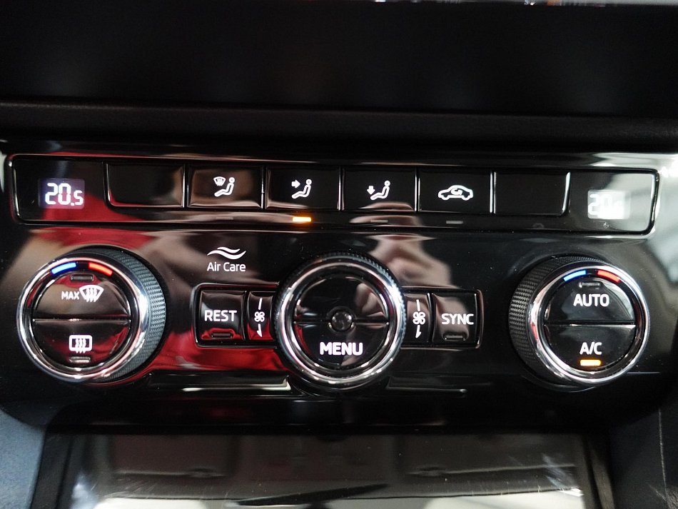 Škoda Superb III 2.0TDi Ambition