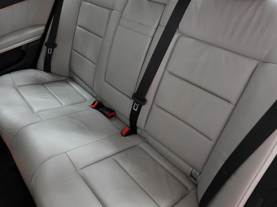 Mercedes-Benz Třída E 2.2 CDi  E220