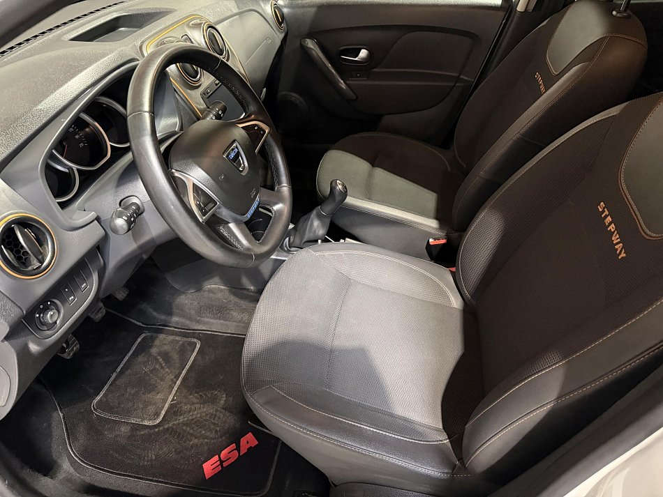 Dacia Logan 0.9 TCe Stepway