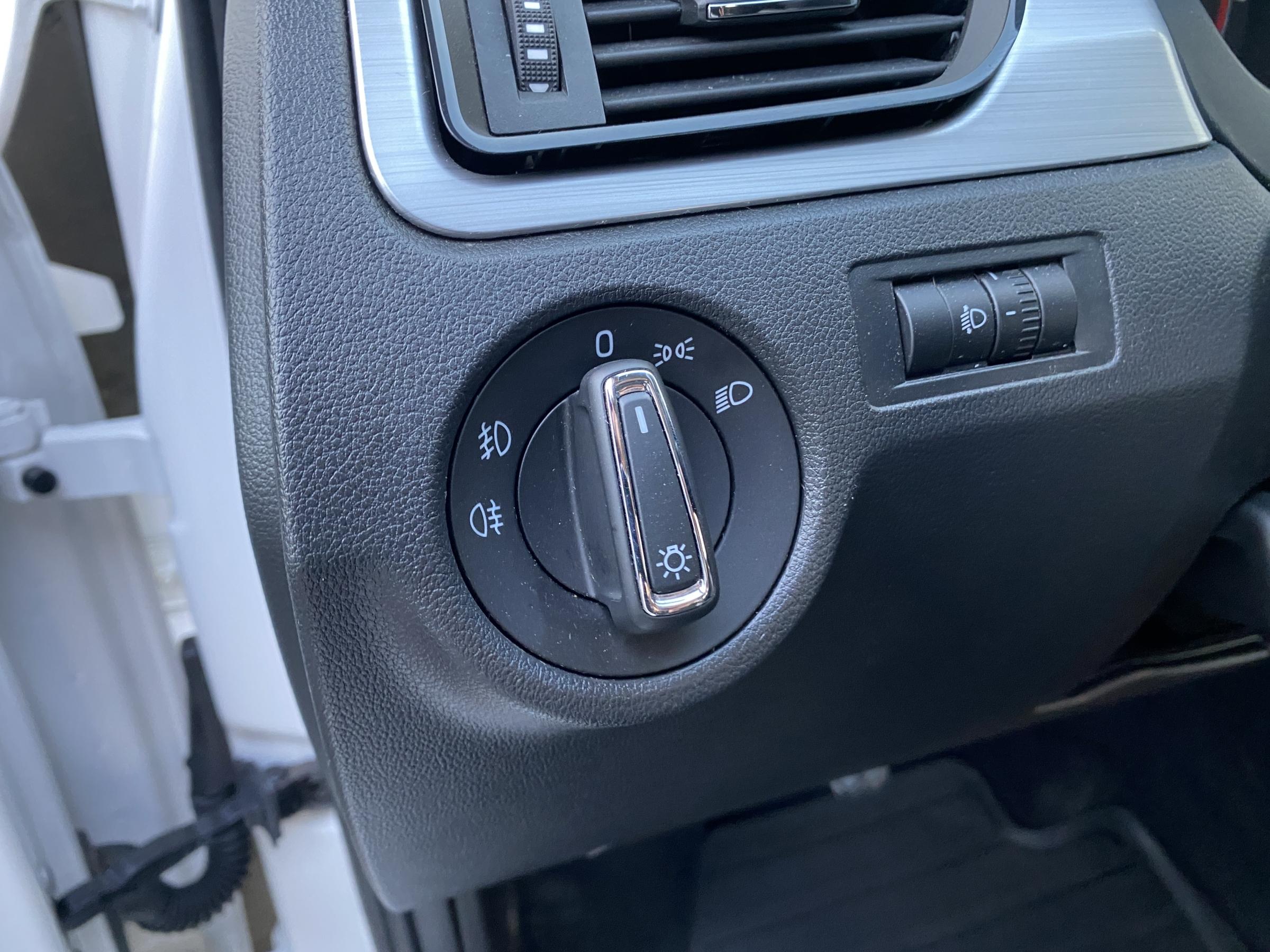 Škoda Rapid, 2018 - pohled č. 15