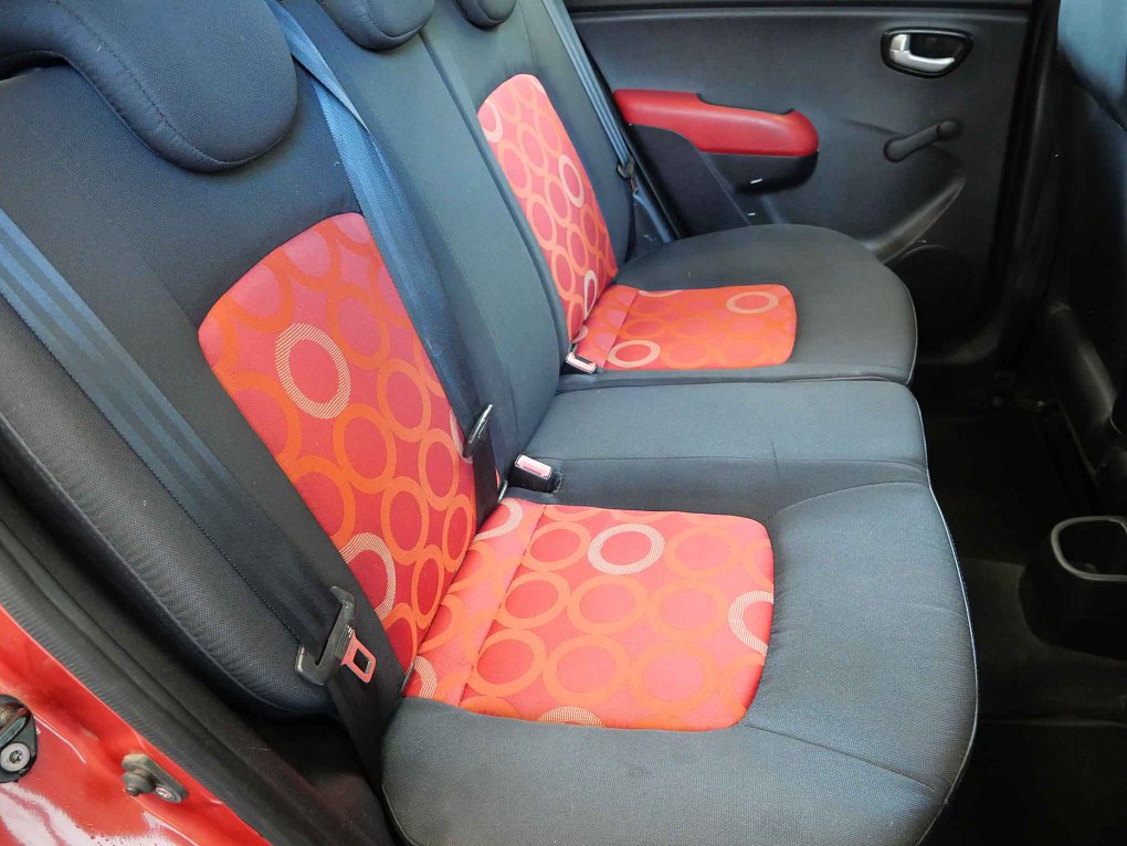 Hyundai I10 1.1i 