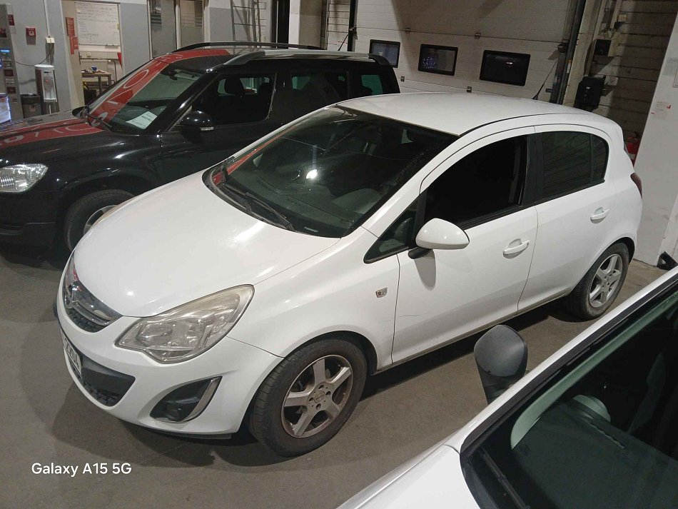 Opel Corsa 1.2i 