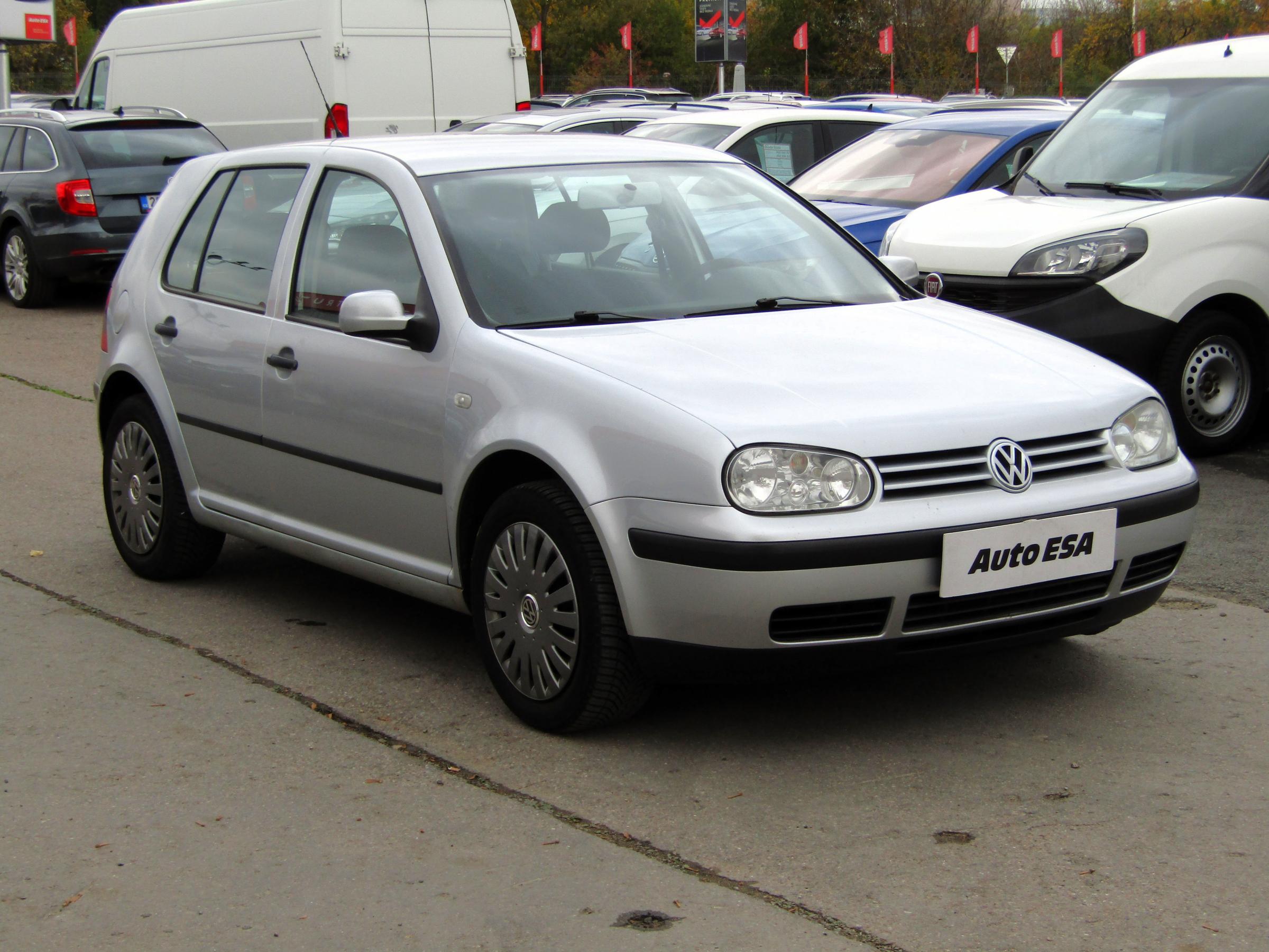 Volkswagen Golf, 2001