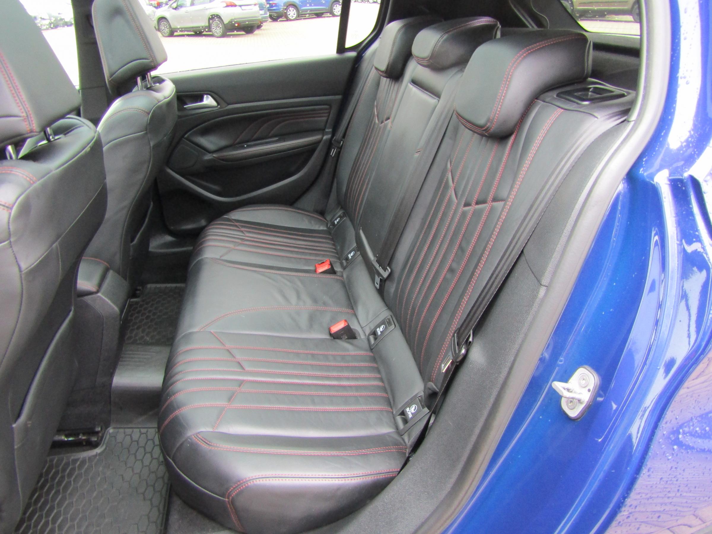 Peugeot 308, 2015 - pohled č. 10