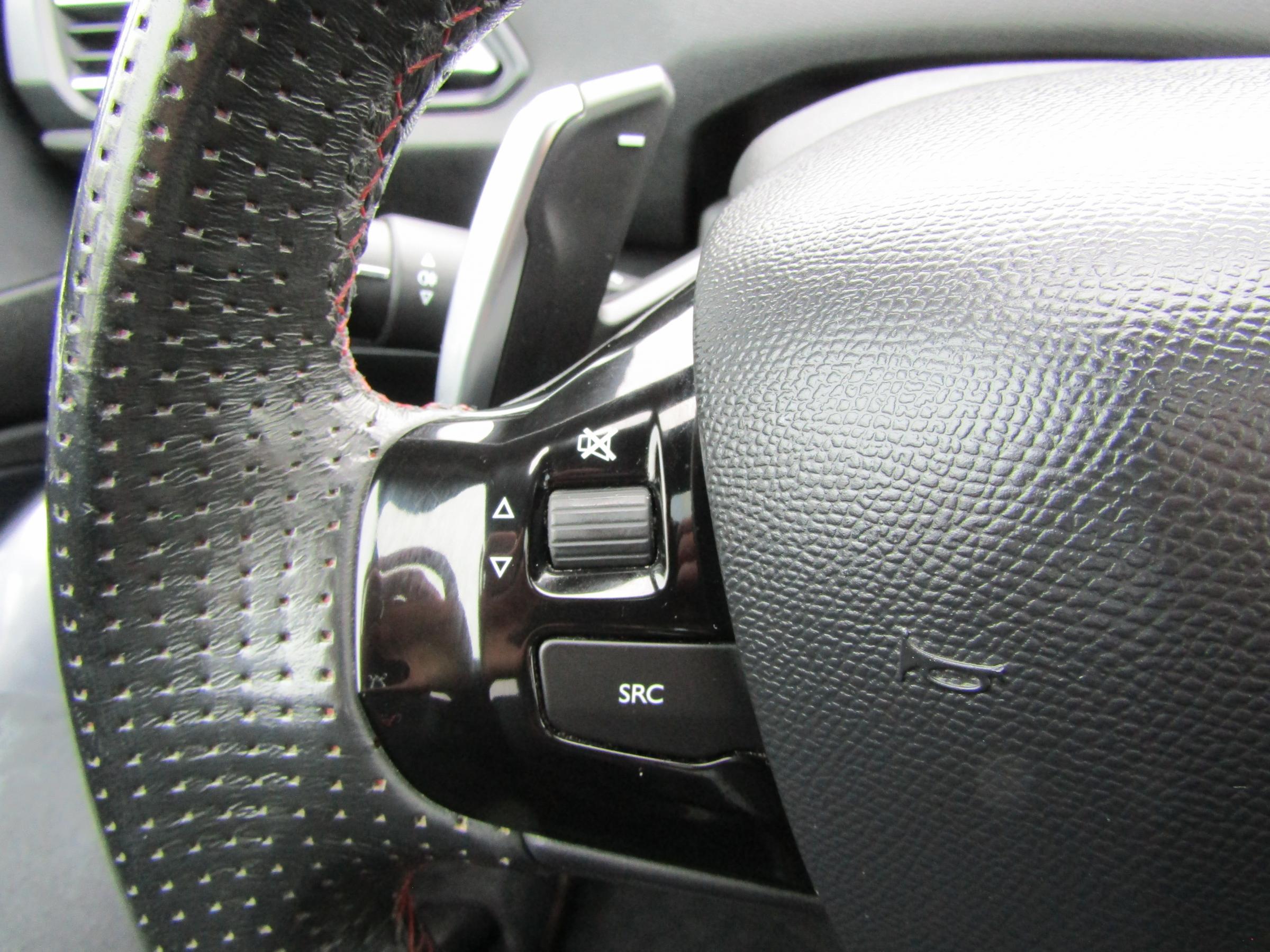 Peugeot 308, 2015 - pohled č. 13