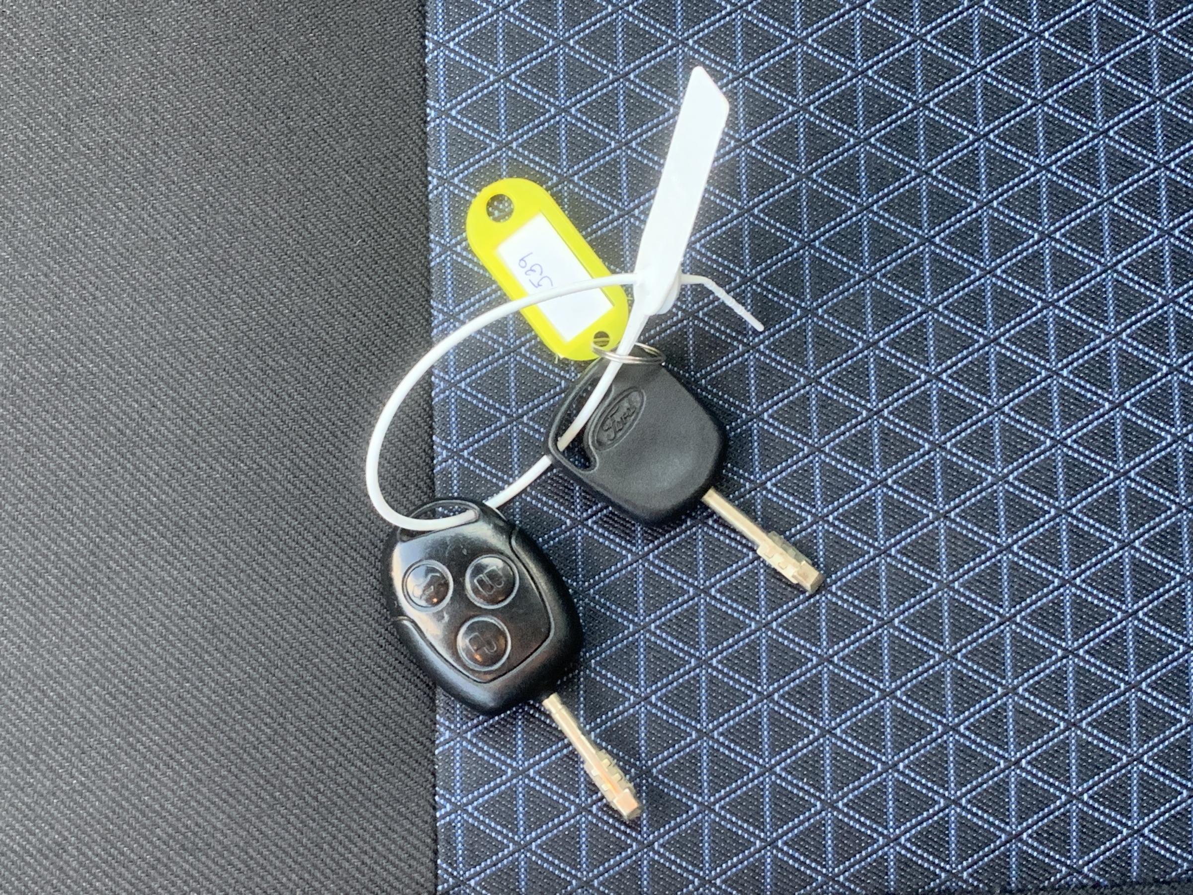 Ford Mondeo, 2006 - pohled č. 17