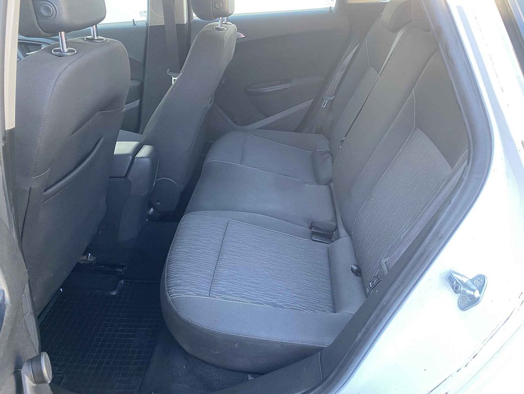 Opel Astra 1.6CDTi 