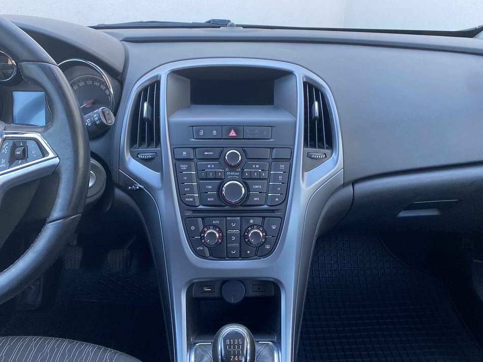 Opel Astra 1.6CDTi 