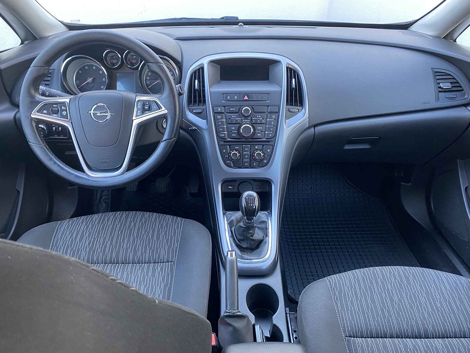Opel Astra 1.6CDTi 