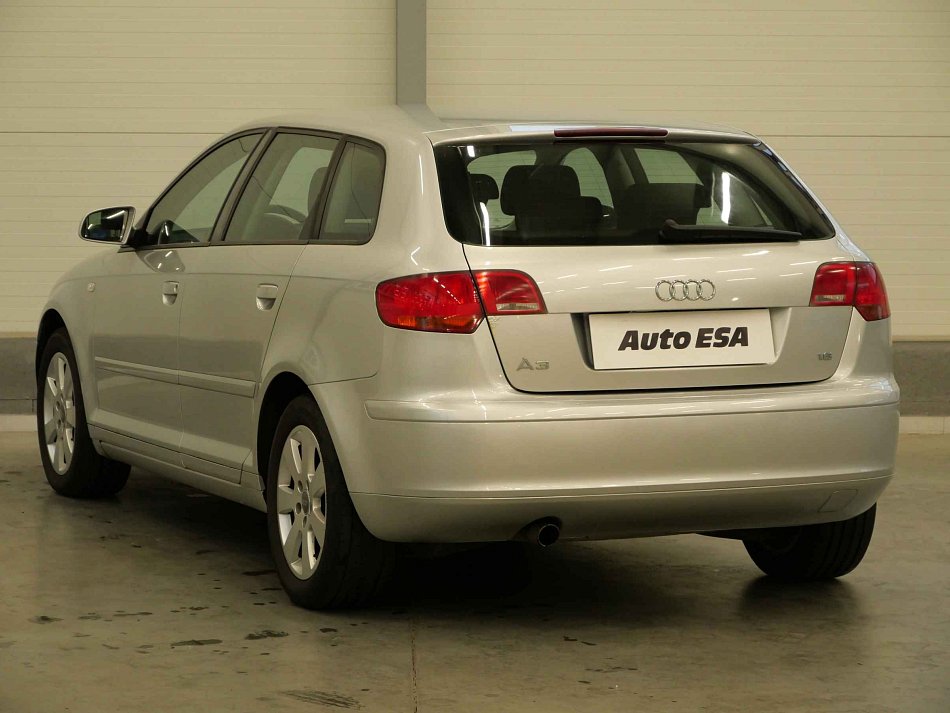 Audi A3 1.6i 