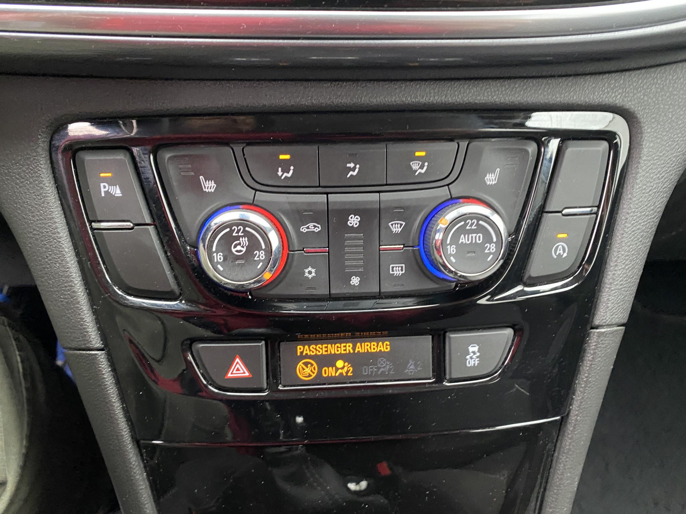 Opel Mokka, 2017 - pohled č. 18