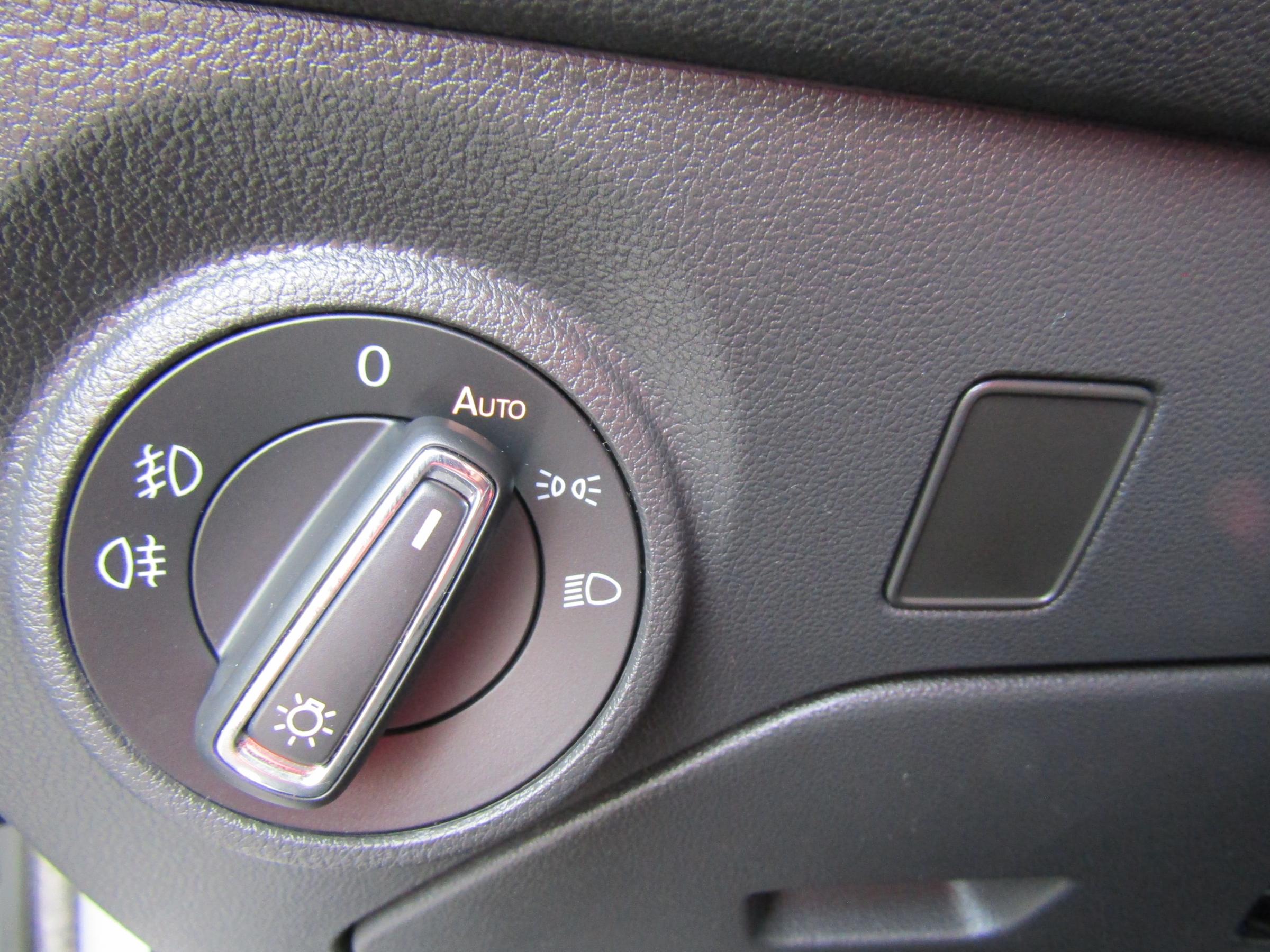 Seat Leon, 2016 - pohled č. 14