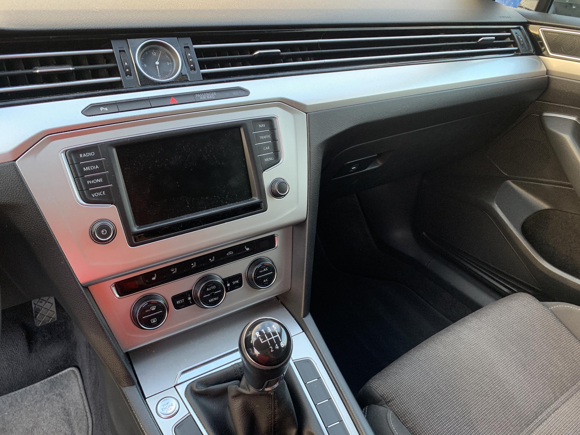 Volkswagen Passat, 2015 - pohled č. 14