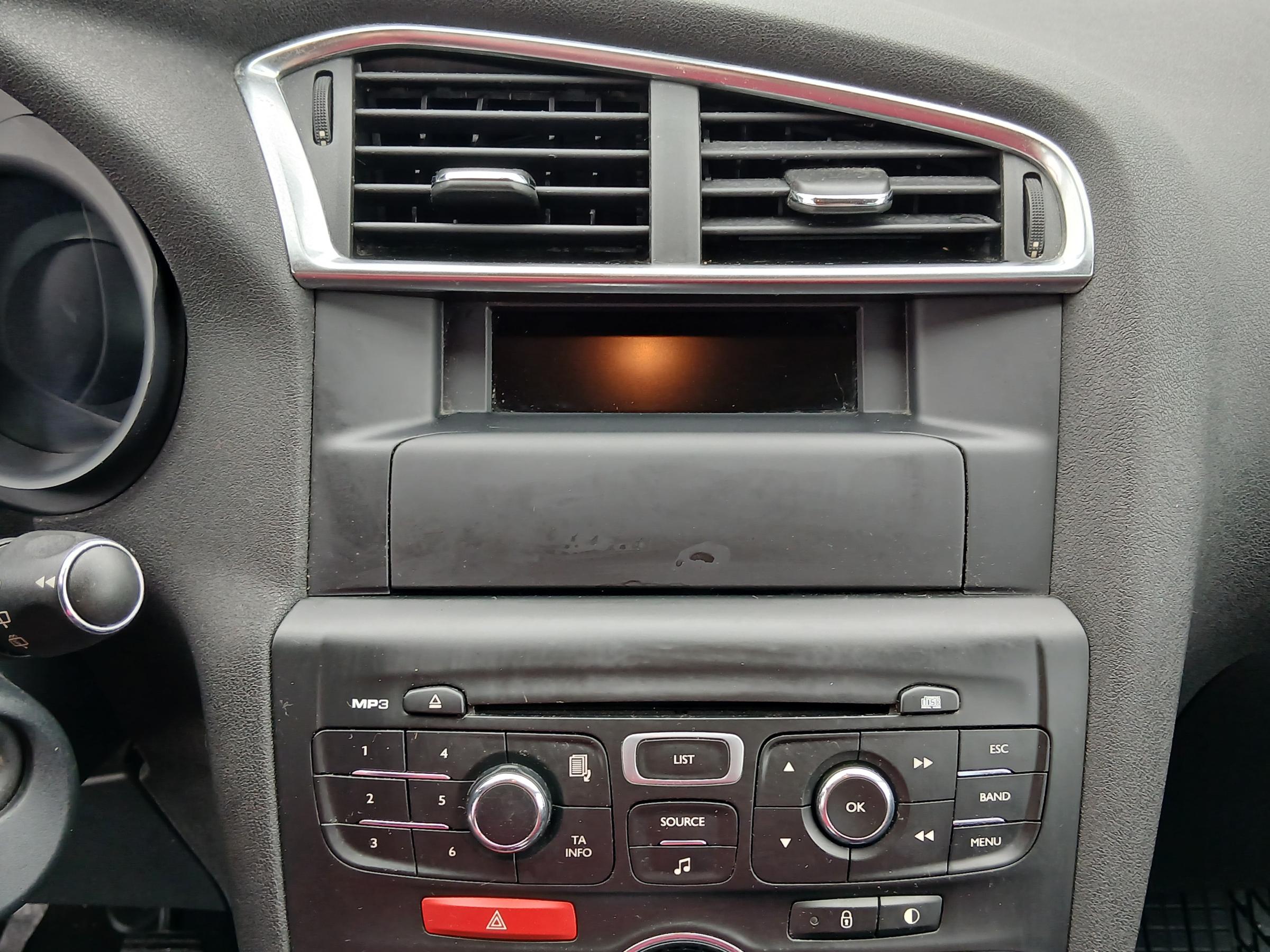 Citroën C4, 2011 - pohled č. 14