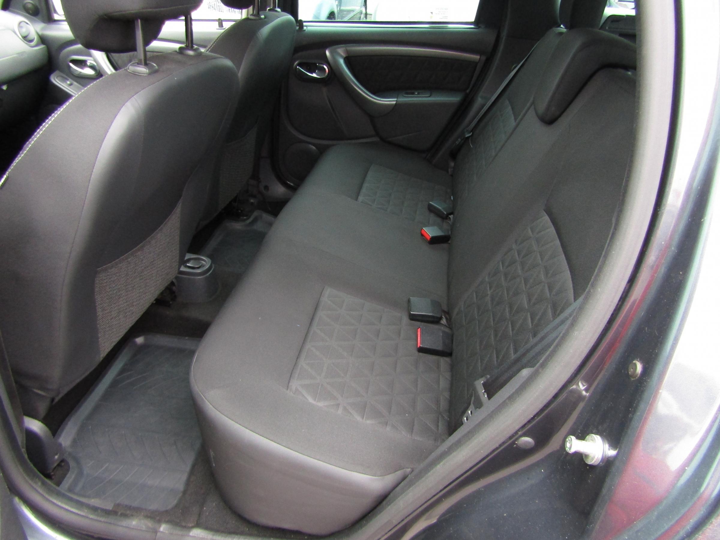 Dacia Duster, 2014 - pohled č. 10