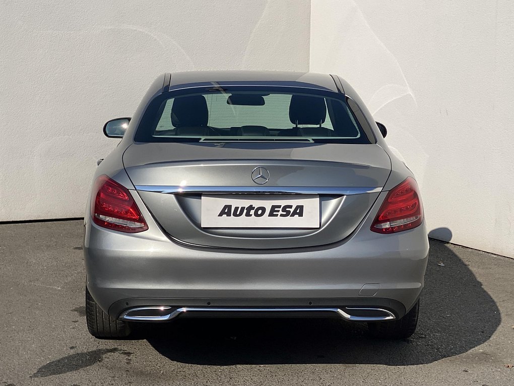 Mercedes-Benz Třída C 1.6 Exclusive C180