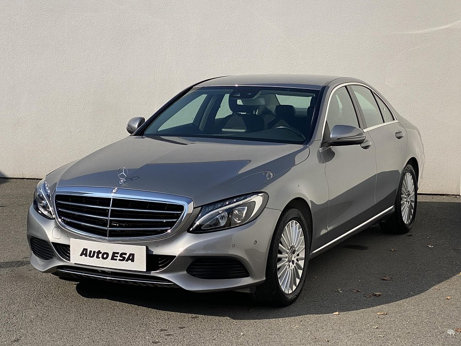Mercedes-Benz Třída C 1.6 Exclusive C180