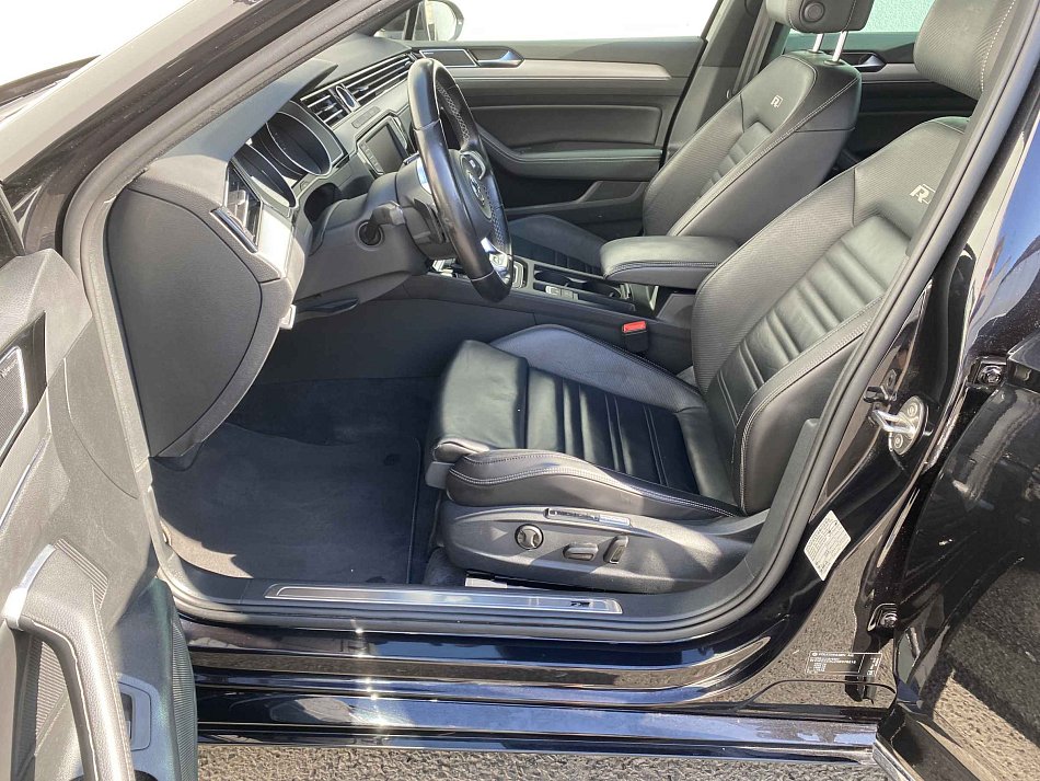 Volkswagen Passat 2.0 TDi R-Line