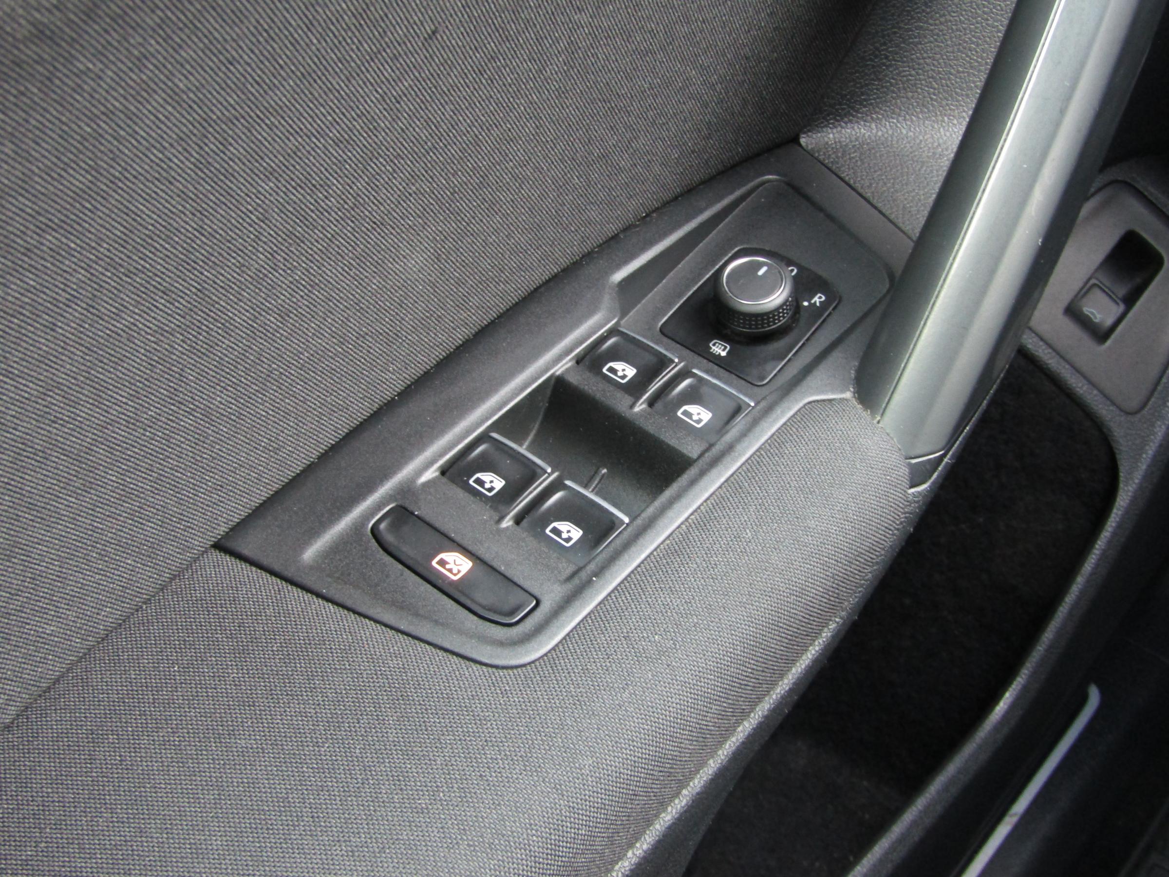 Volkswagen Tiguan, 2017 - pohled č. 13