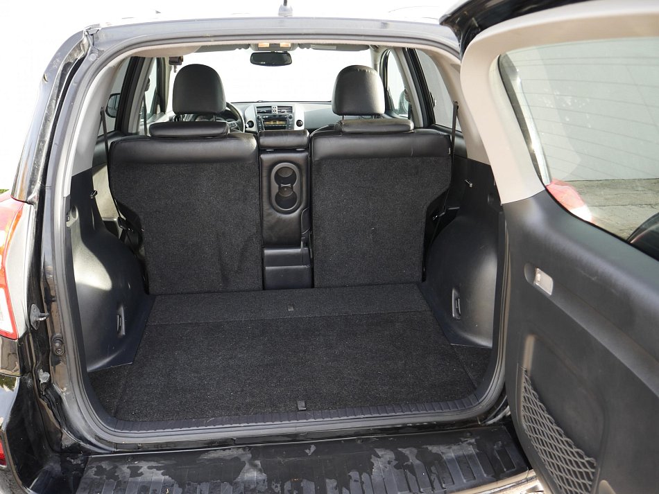 Toyota RAV4 2.2 D  4x4