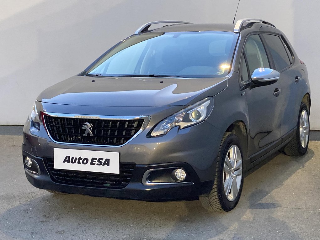 Peugeot 2008 1.2PT Style