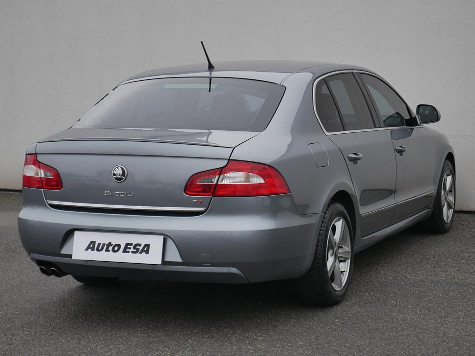 Škoda Superb II 2.0TDi Elegance