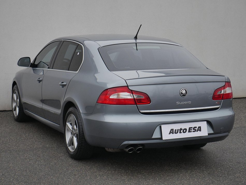 Škoda Superb II 2.0TDi Elegance