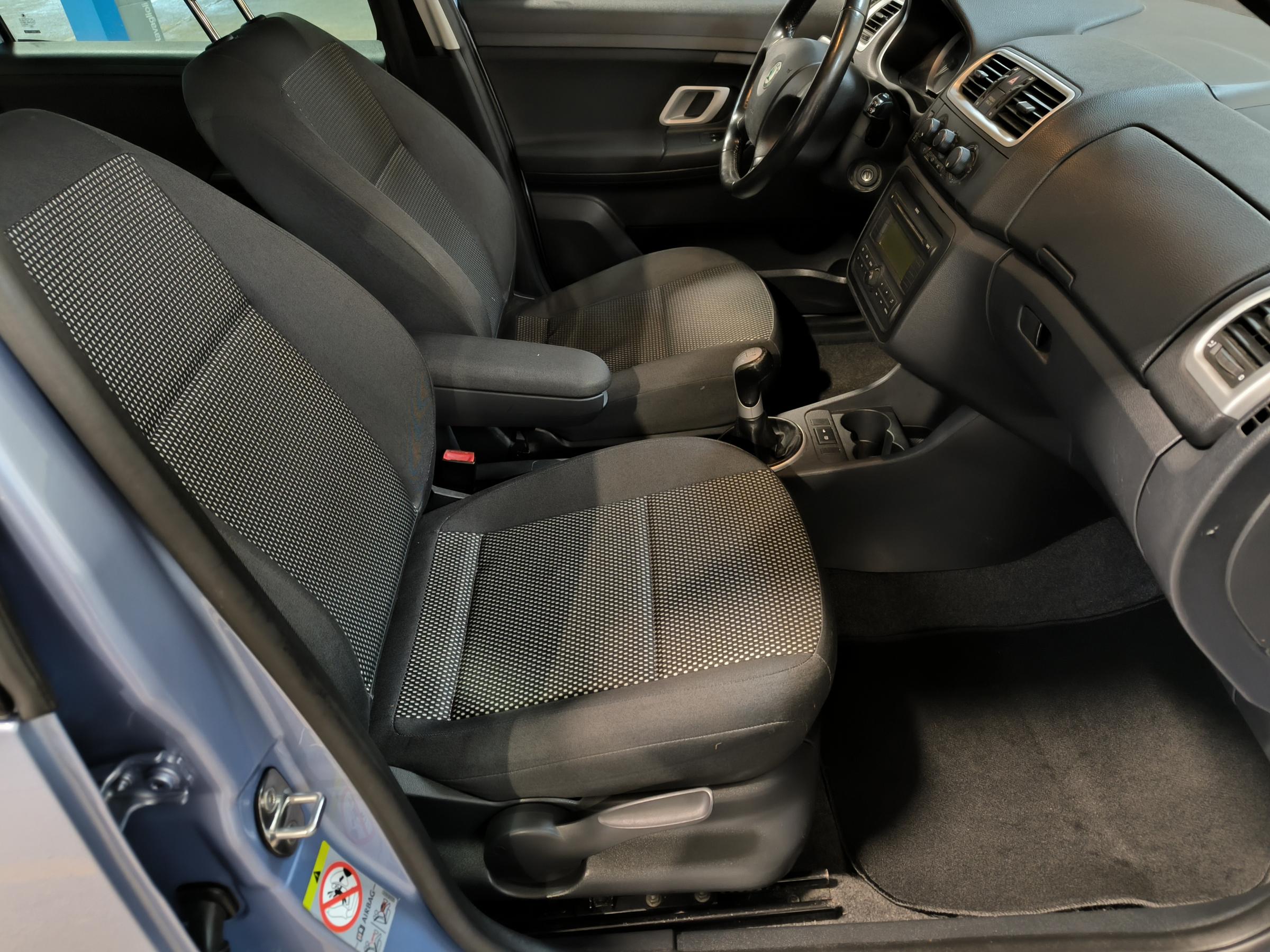 Škoda Roomster, 2007 - pohled č. 12