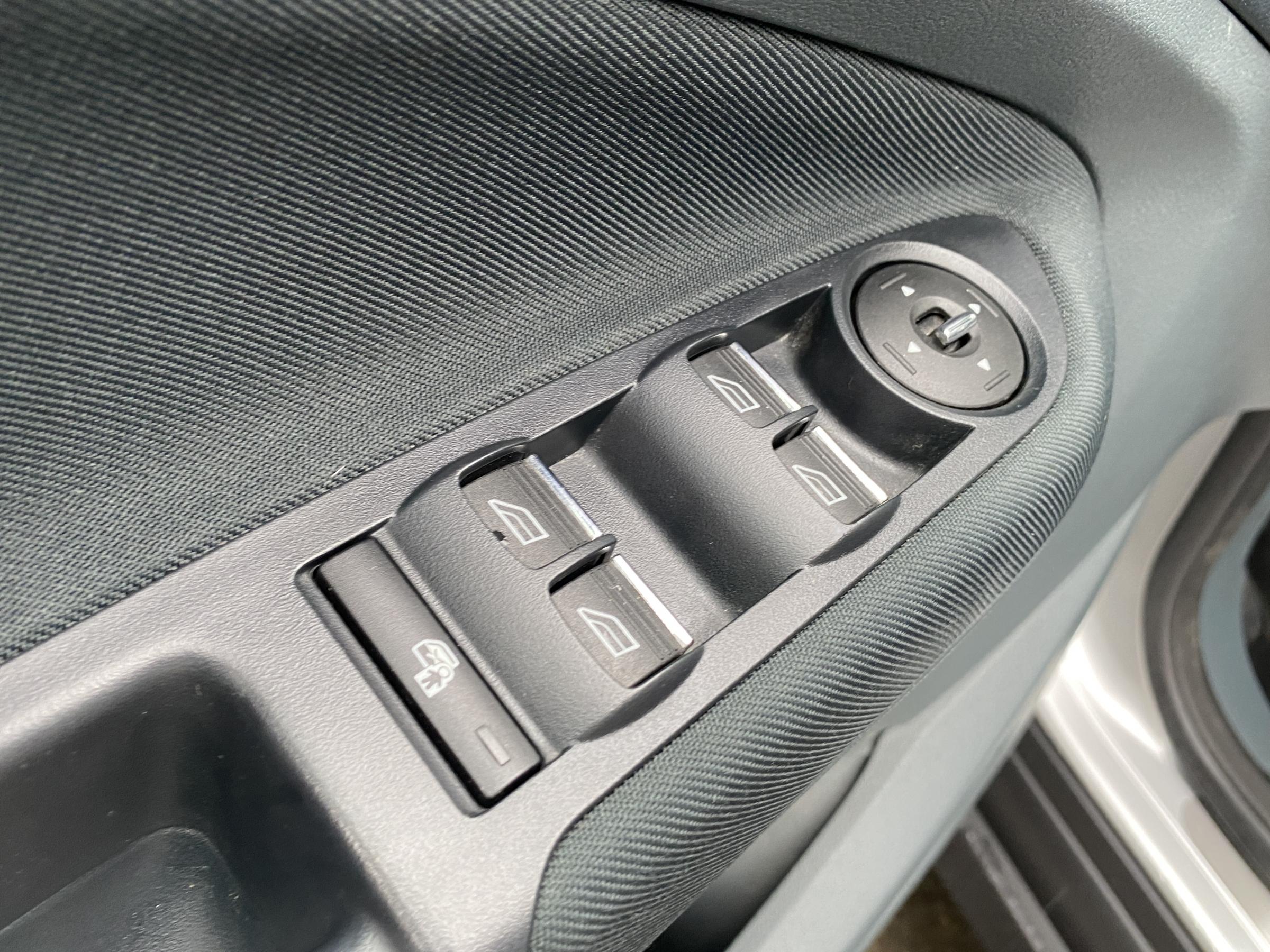 Ford Grand C-MAX, 2011 - pohled č. 13