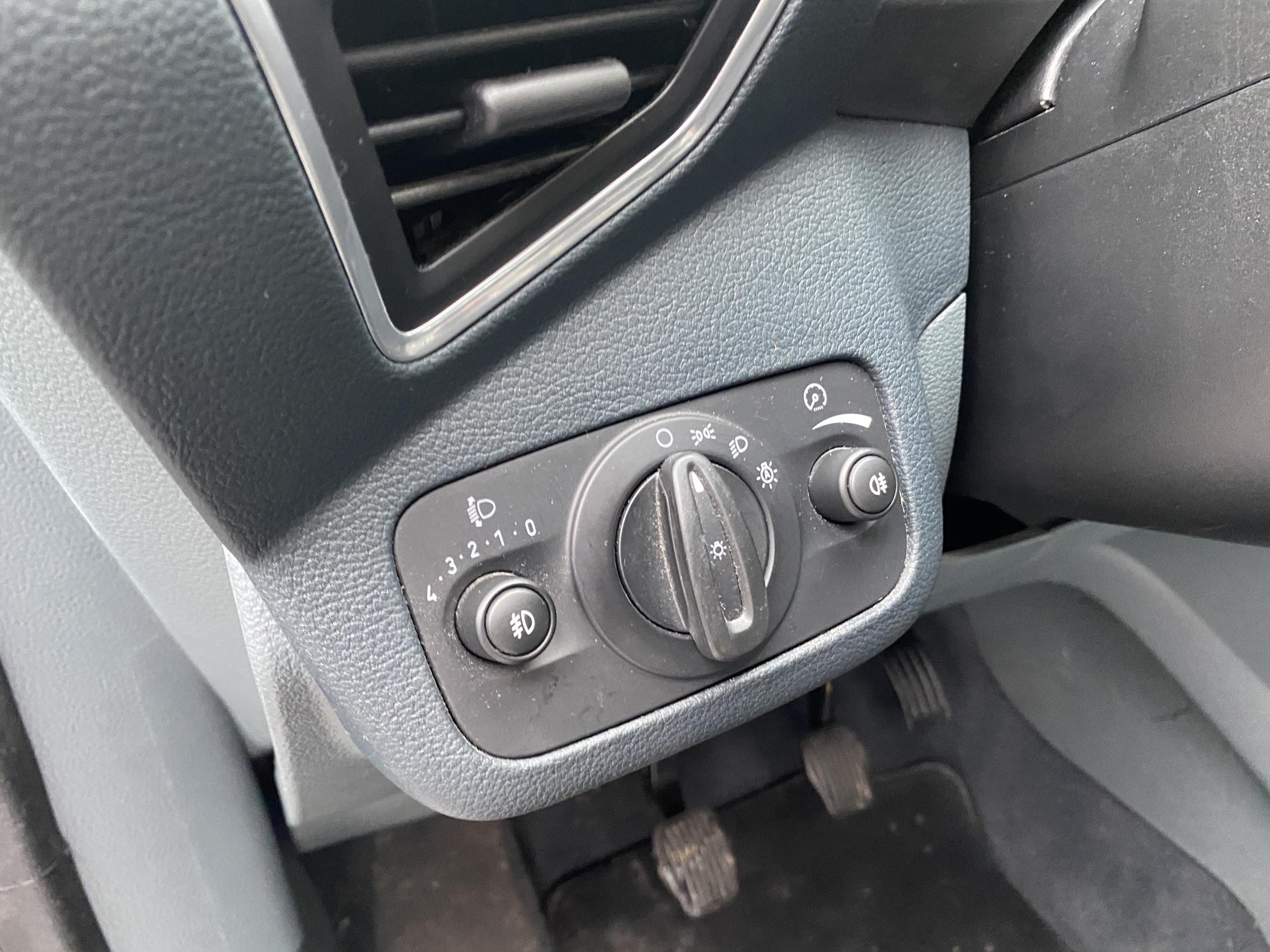 Ford Grand C-MAX, 2011 - pohled č. 14