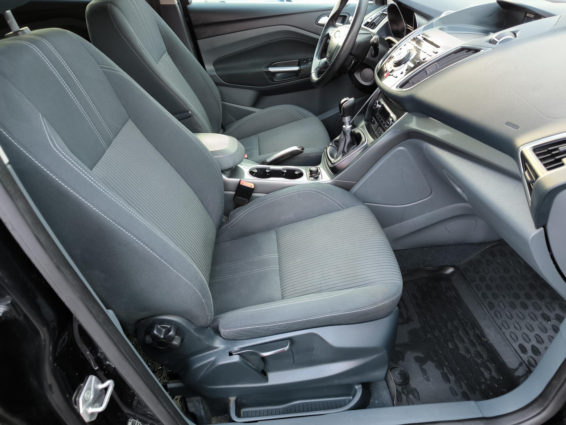 Ford C-MAX, 2012 - pohled č. 12