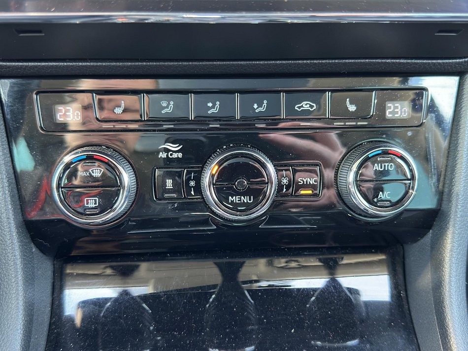 Škoda Superb III 2.0 TDi L&K 4x4