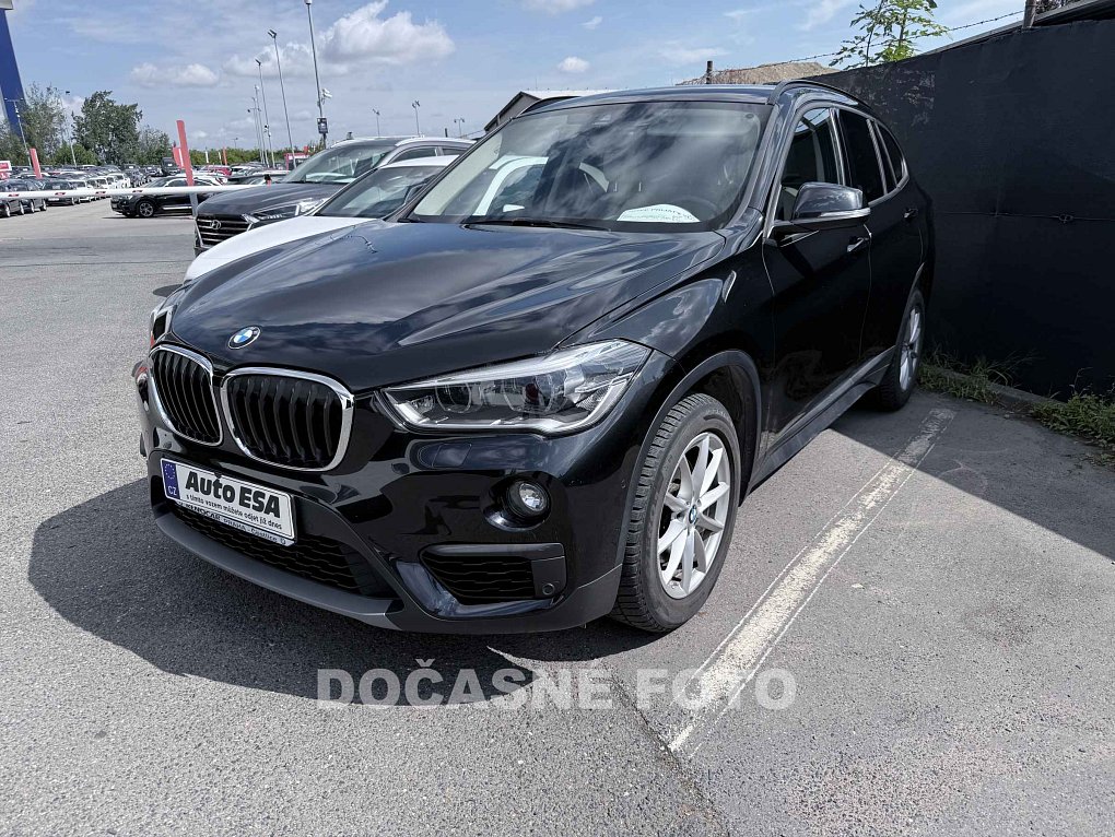 BMW X1 18i 