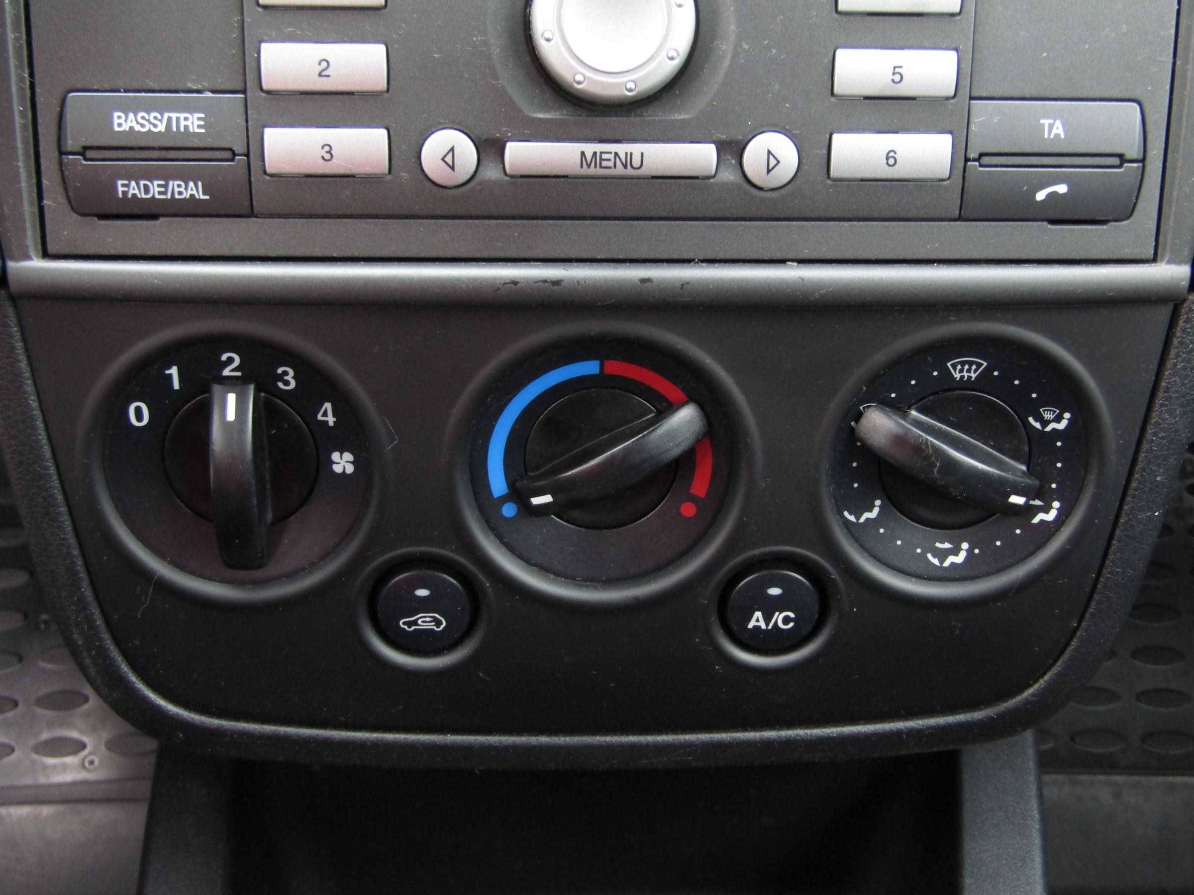 Ford Fiesta, 2006 - pohled č. 17