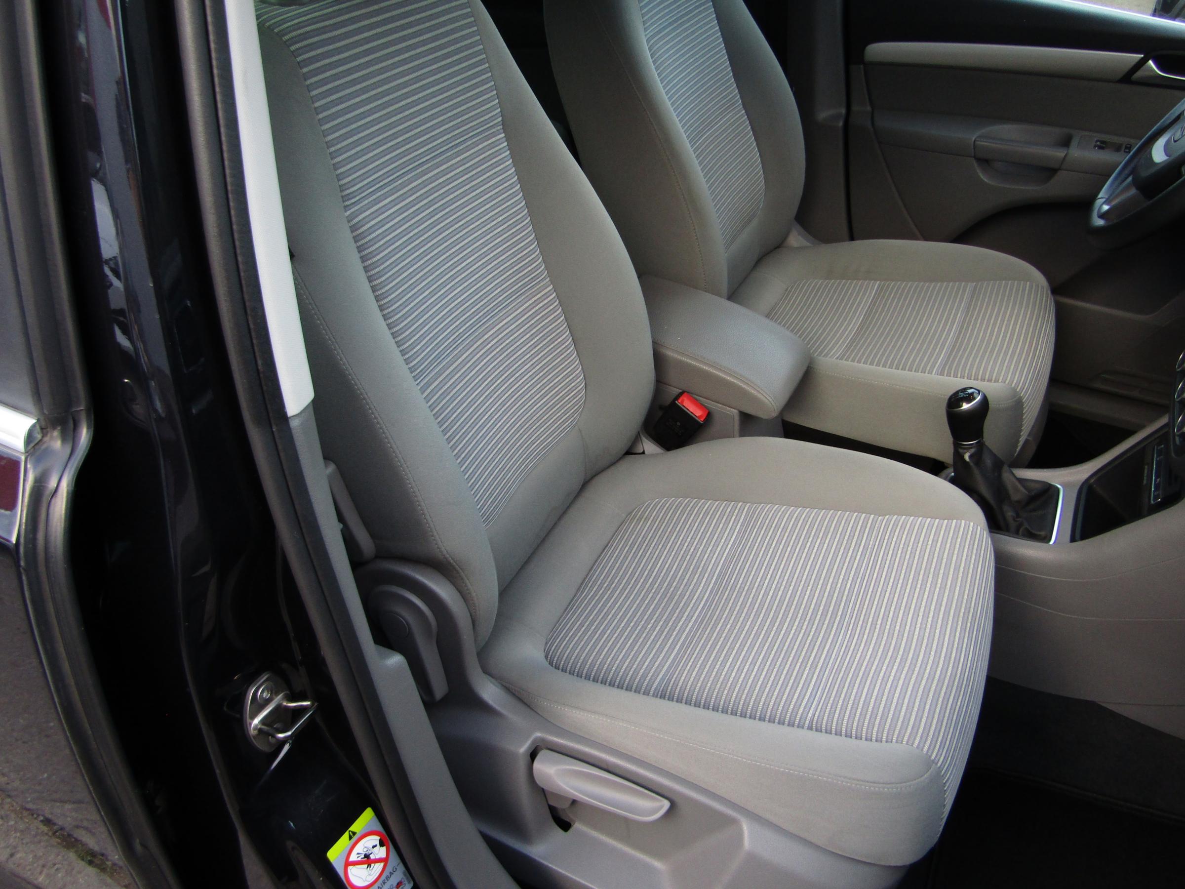 Seat Alhambra, 2013 - pohled č. 13