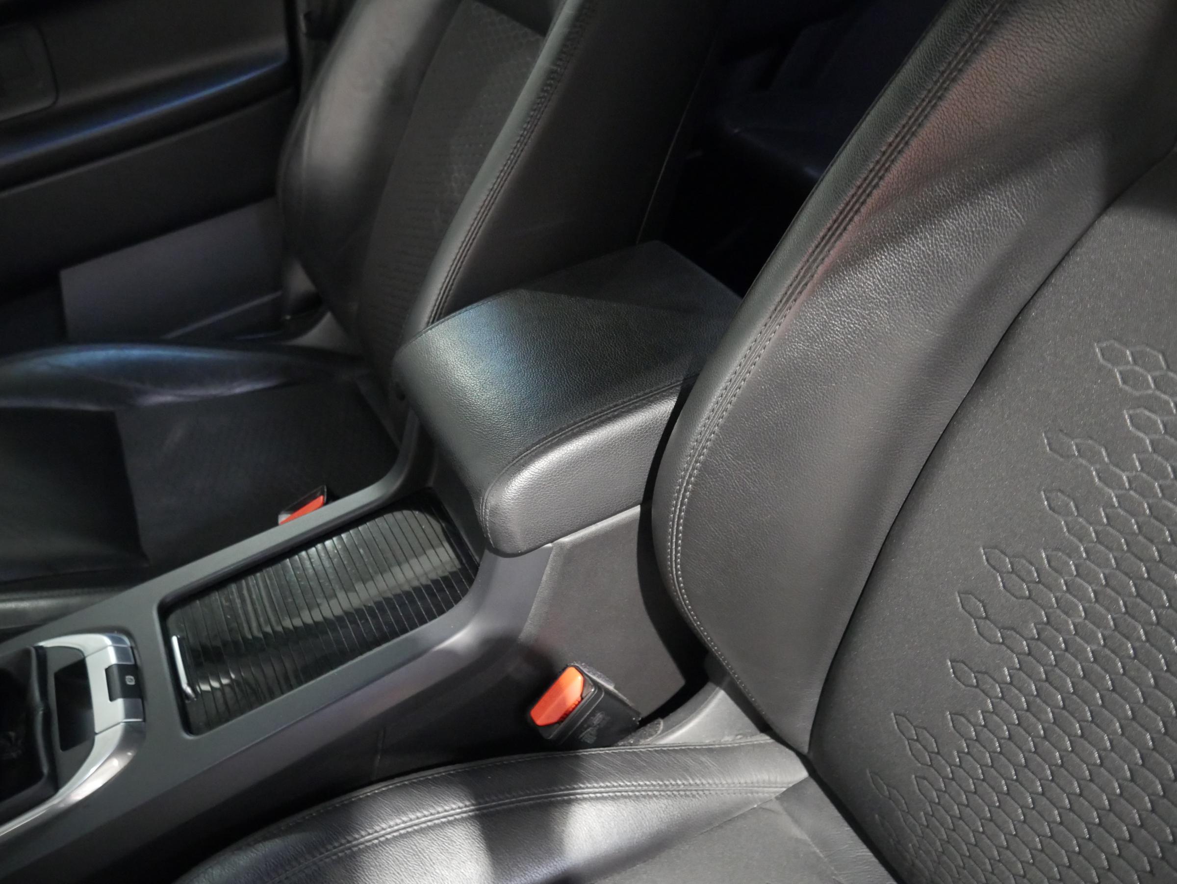 Land Rover Discovery Sport, 2017 - pohled č. 17