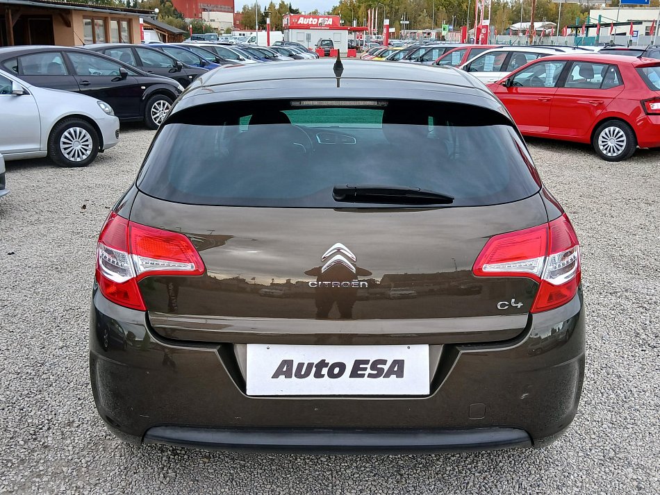 Citroën C4 1.6i 