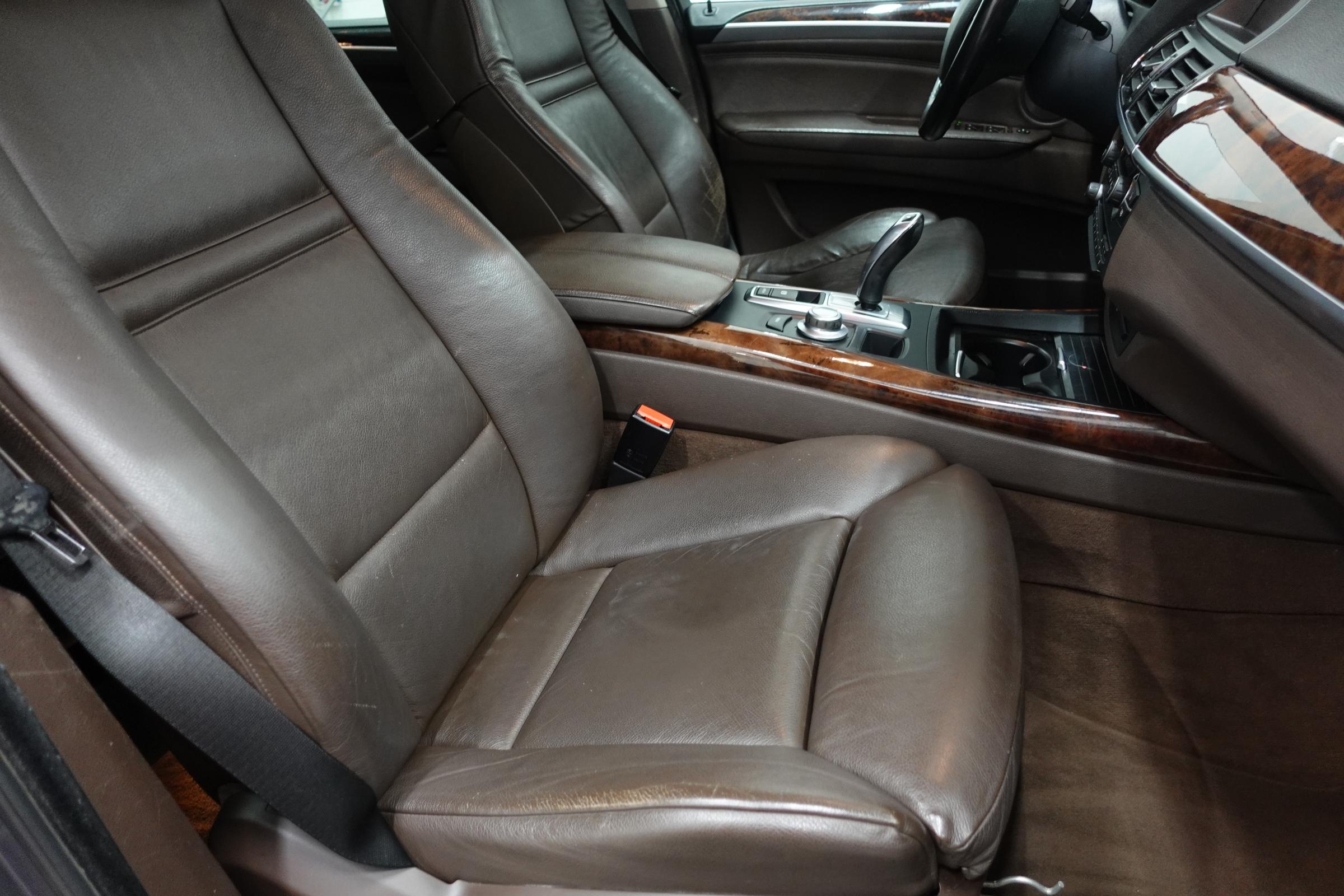 BMW X5, 2008 - pohled č. 13