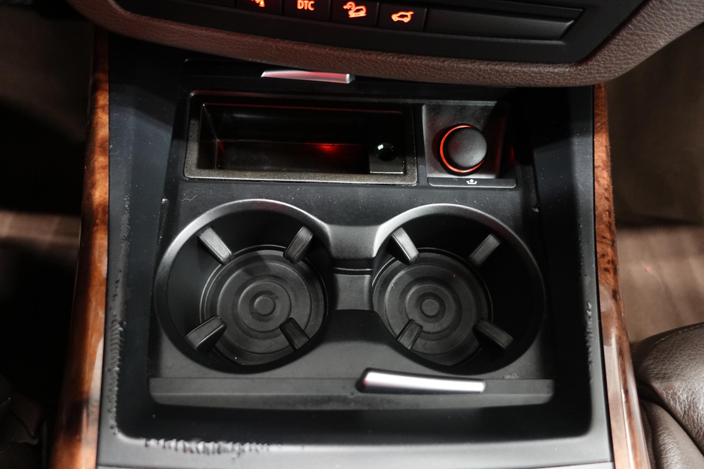 BMW X5, 2008 - pohled č. 21