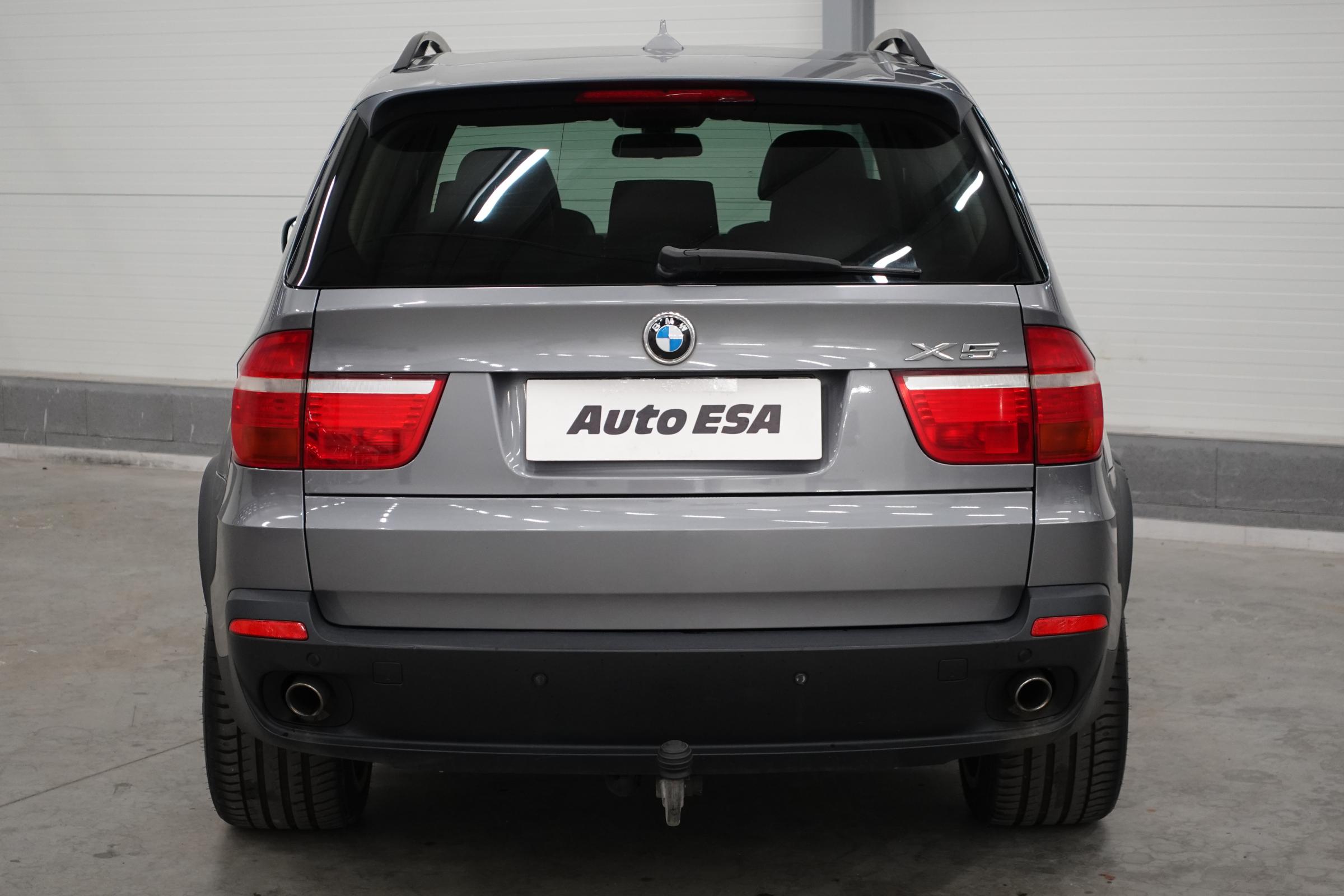 BMW X5, 2008 - pohled č. 5