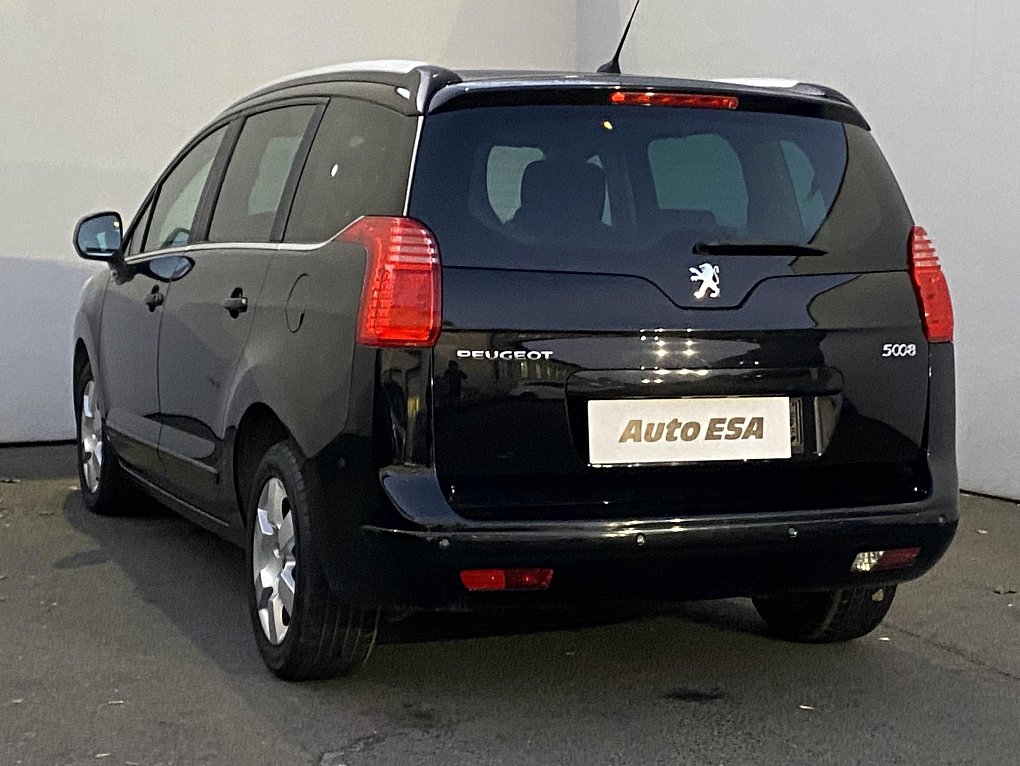 Peugeot 5008 2.0 HDi 