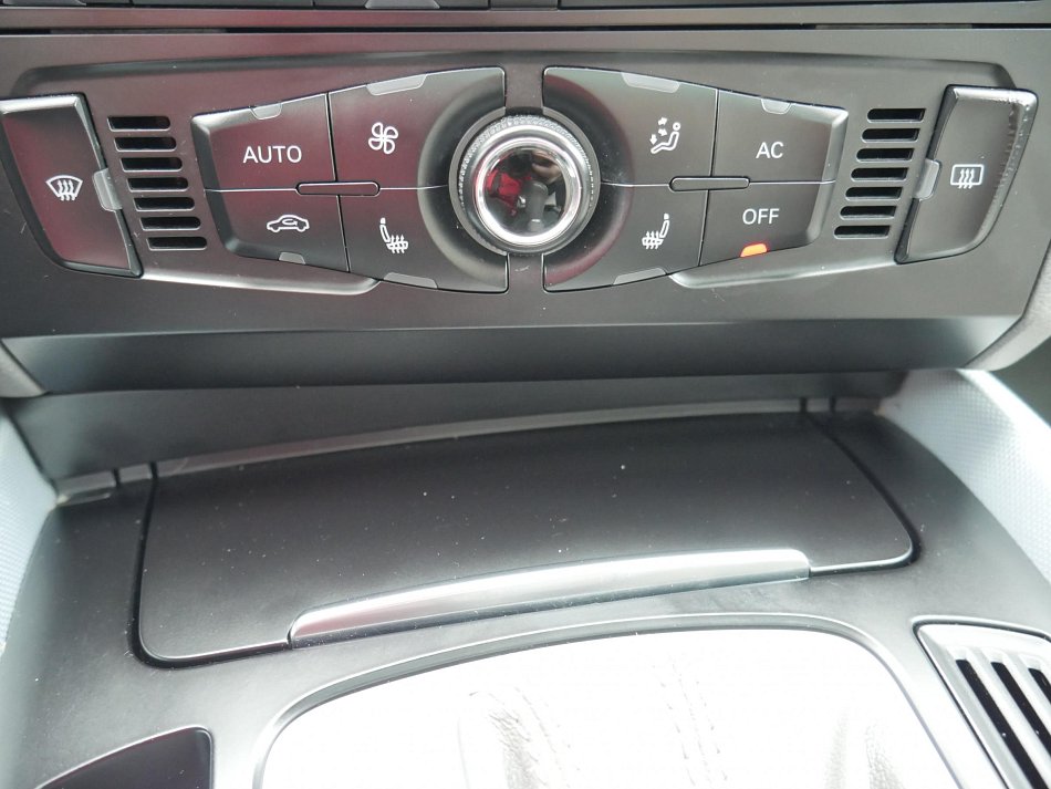 Audi Q5 2.0TDi  Quattro