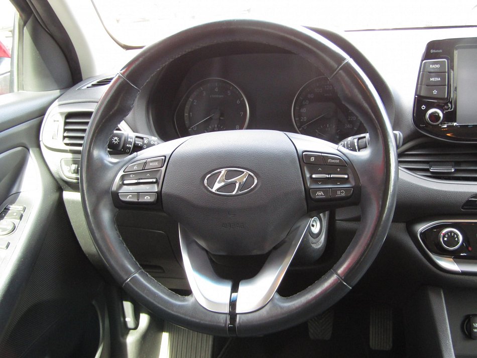 Hyundai I30 1.5 DPi 