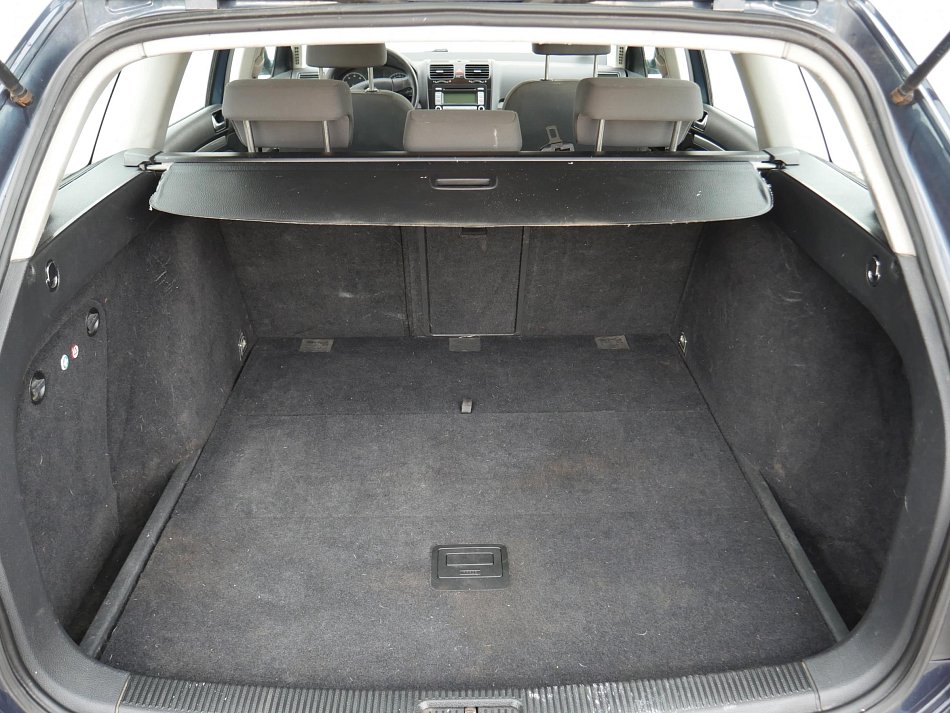 Volkswagen Golf 1.6 i 