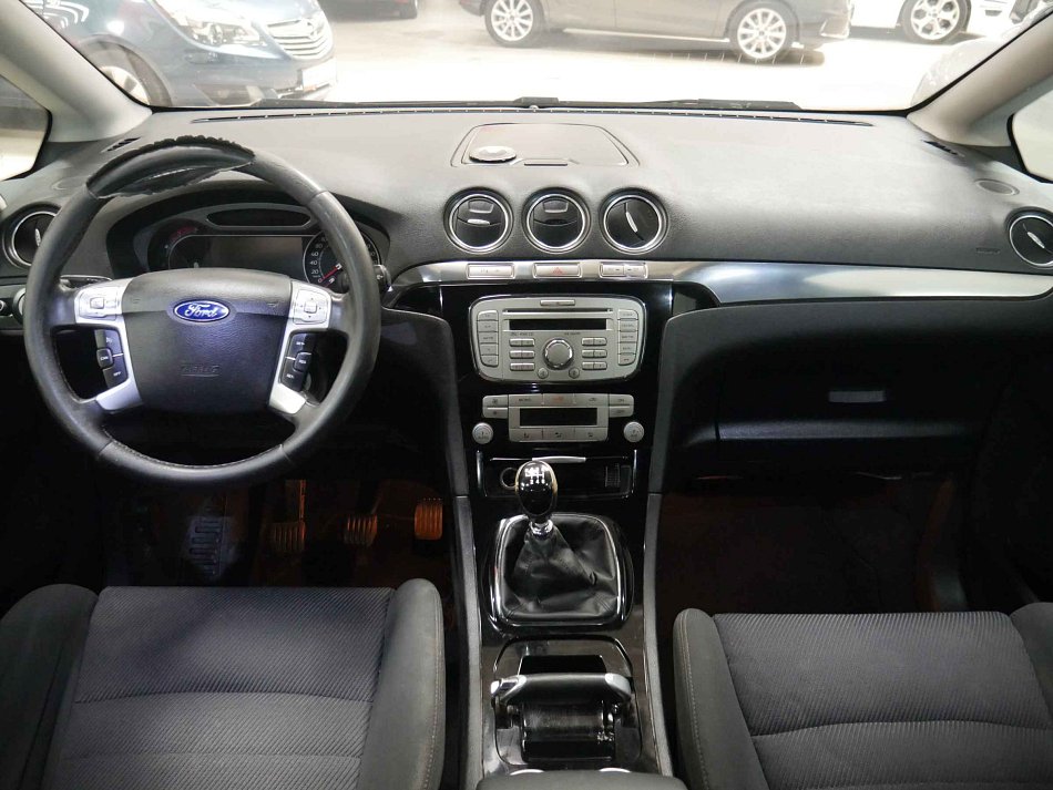 Ford S-MAX 2.0TDCi  7Míst