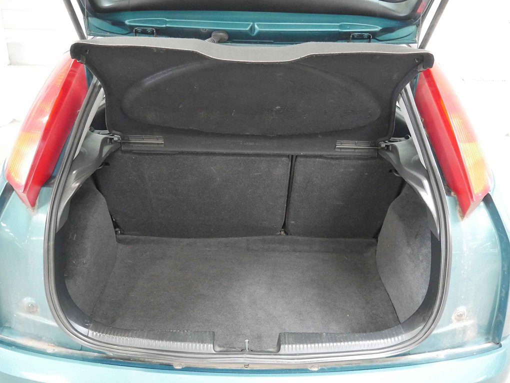 Ford Focus 1.6i 