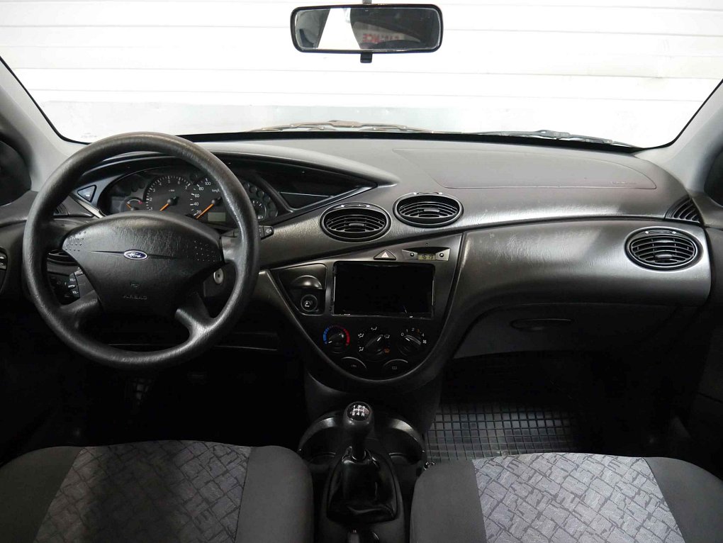 Ford Focus 1.6i 