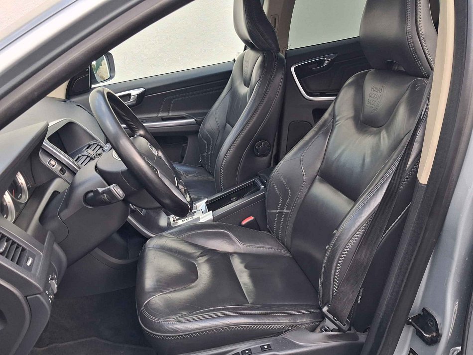 Volvo XC60 2.4D5  4x4